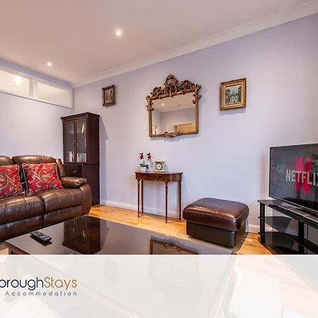 The Loft Apartment Scarborough Esterno foto